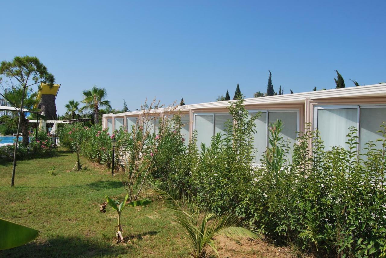 Park Aqua Hotel Kundu Exterior photo
